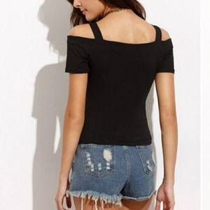 WOMEN'S BLACK COLD SHOULDER KNIT TOP MEDIUM